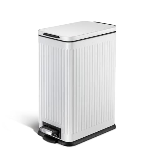 4 Gallon Kitchen Trash Can with Slim Fit Design (White / Reeded)