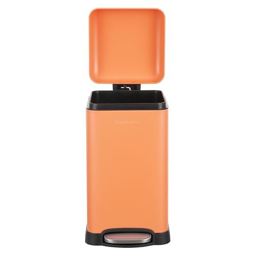 Betty Retro Mini 3.2 Gal Step Trash Can (Carrot Cake)