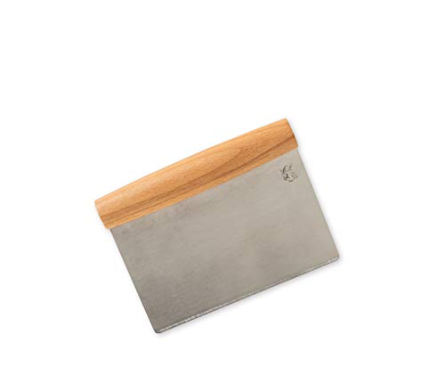 Dough Cutter with Beechwood Grip