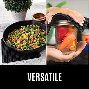BPA Free Soft Silicone 4 Piece Oven Mitts & Trivets Set (Yellow / 4-Piece Oven Mitts & Trivets Set)