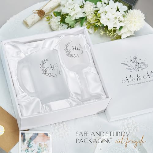 Mr and Mrs Champagne Flutes for Couples Wedding Anniversary (Frosted Mr & Mrs / Set of 2（Gift box）)