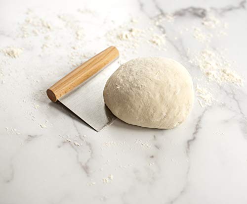 Dough Cutter with Beechwood Grip