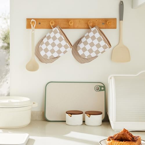 Beige Checkered Mini Oven Mitts Heat Resistant (Beige)