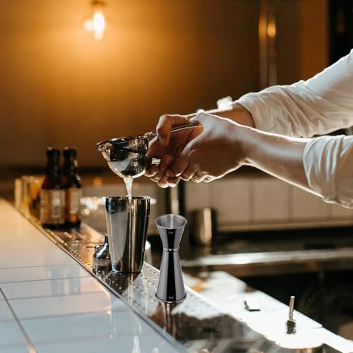 Jigger for Bartending (1 Jigger+ 2 Pourers / Black)