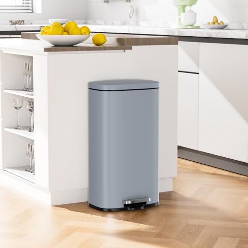8 Gal Step Kitchen Trash Can (30L / Haze Blue)