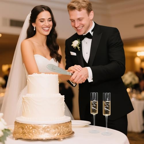 Engagement Gifts for Couples Mr and Mrs Champagne Flutes (Love is Sweet（Sliver Cake Knife） / Set of 4（Gift box）)