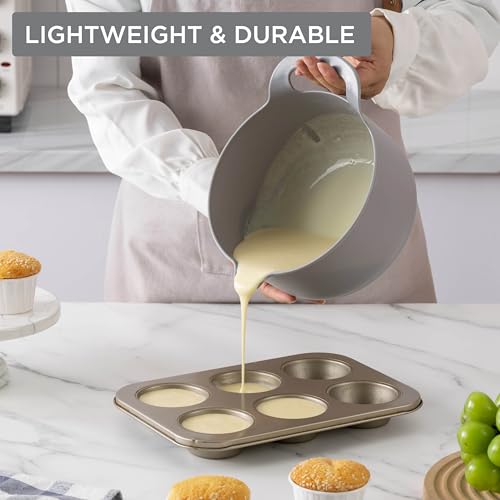 Nesting Plastic Mixing Bowl Set with Pour Spouts and Handles (Gray 6 Piece / 6 Piece Non-Slip)