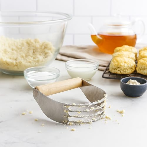 Mrs. Anderson’s Baking Professional 5 (Bladed Pastry Blender, Wood Handle)