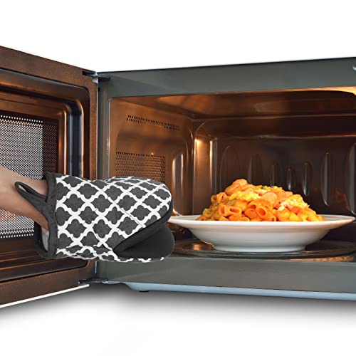 Mini Oven Mitts 2 (White Checkered Pattern / 2 Pieces Set)