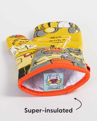 Oven Mitts Cute Kitchen Accessories & Kitchen Gifts (Man With a Pan)