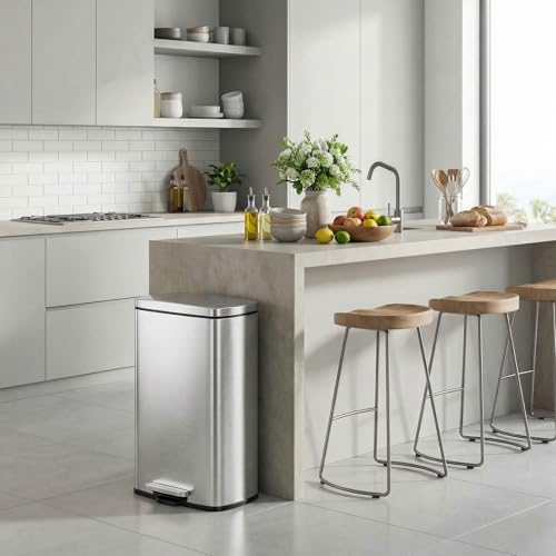 8 Gal Kitchen Trash Can (Silver / 8 Gal)