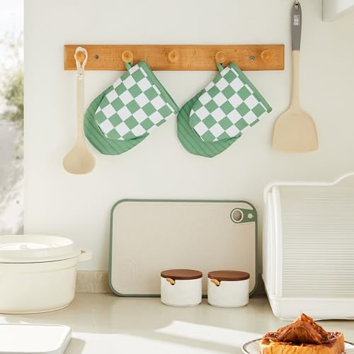 Sage Green Checkered Mini Oven Mitts Heat Resistant (Sage Green)