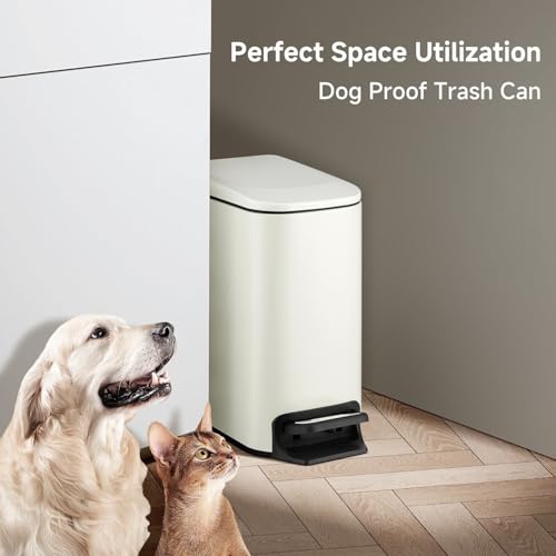 Small Bathroom Trash Can with Lid (Cream)