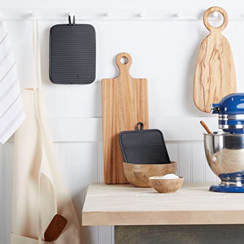 Ribbed Soft Silicone Pot Holder 2 (Charcoal Grey / 7"x9")