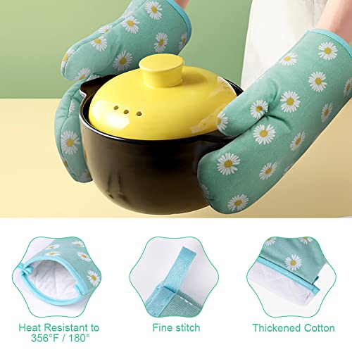 Oven Mitts and Potholders (Daisy-green)