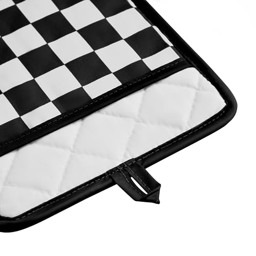 Checkered Pot Holder (Black and White)
