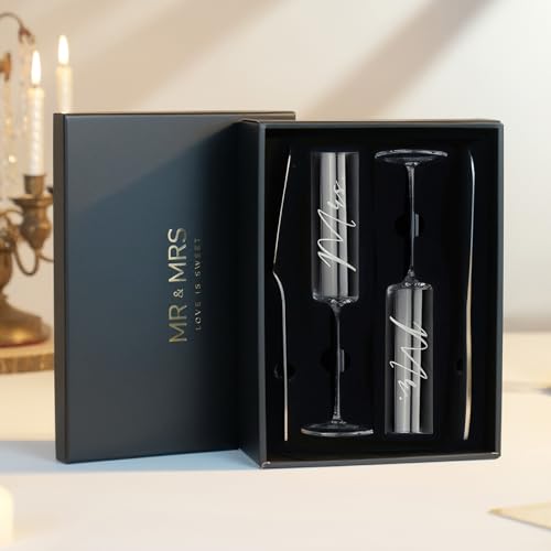 Engagement Gifts for Couples Mr and Mrs Champagne Flutes (Love is Sweet（Sliver Cake Knife） / Set of 4（Gift box）)