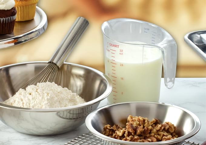 1 Pint Clear Plastic Measuring Cup (1 Pint / Clear)