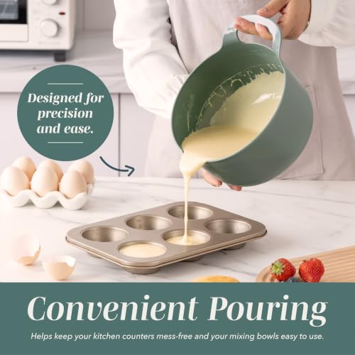 Nesting Plastic Mixing Bowl Set with Pour Spouts and Handles (Sage / 4 Piece Non-Slip)