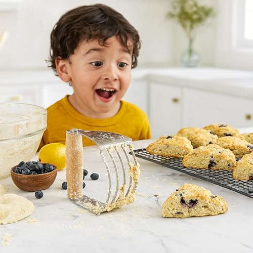 Mrs. Anderson’s Baking Professional 5 (Bladed Pastry Blender, Wood Handle)