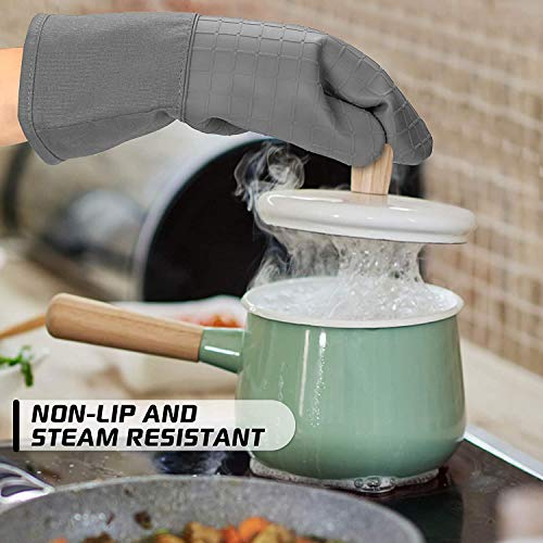 Silicone Oven Mitts and Pot Holders for Kitchen & Baking (Black / 4-Piece Oven Mitts & Pot Holders Set)