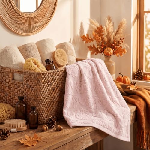 1 Pc Pink 3D Heart Pumpkin Jacquard Hand Towel for Bathroom (13.7" x 29.5", 1PC / Pink)