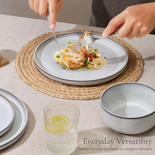 Stoneware Dinnerware Sets for 4 (Glacier White / Service for 4)