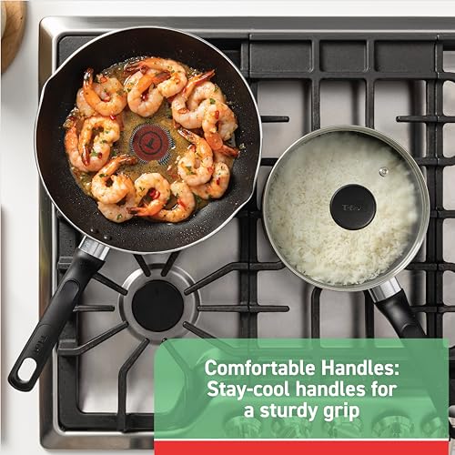 Specialty Nonstick 3 qt Saucepan with Glass Lid (3 Quarts / Specialty Nonstick)