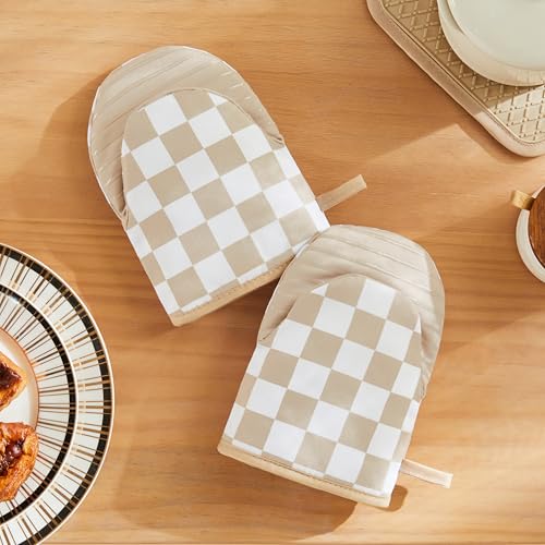 Beige Checkered Mini Oven Mitts Heat Resistant (Beige)