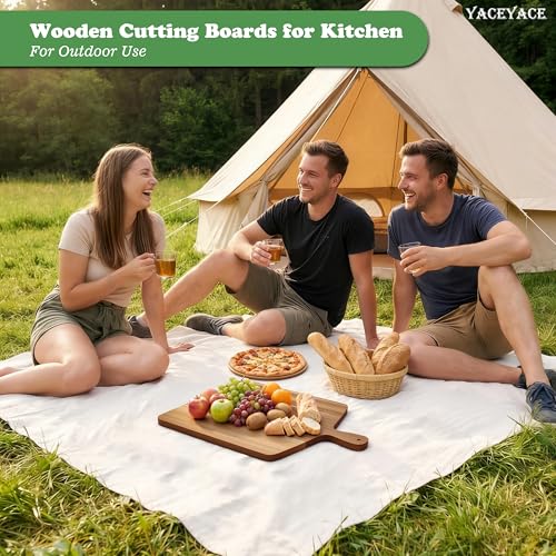 Acacia Wood Cutting Board with Handle (17"x13"0.6" / Natural)