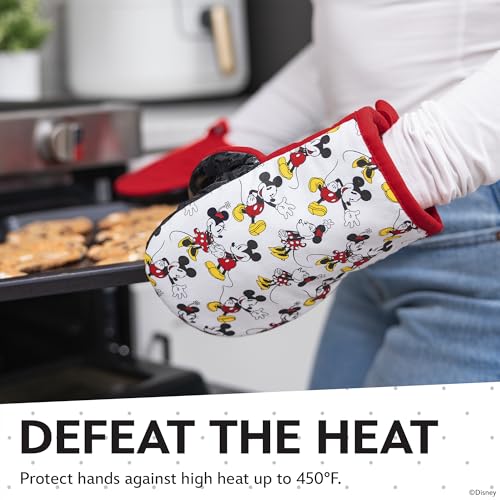 Disney Mickey & Minnie Mini Oven Mitts (Mickey & Minnie (Red))