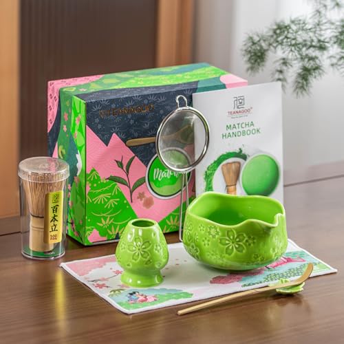 7 PCS Green Matcha Whisk Set (Green Cherry Blossom / 7 pcs/set, Bowl with Pouring Spout)