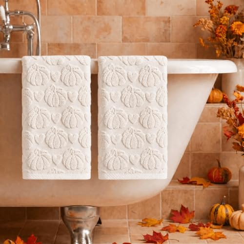 2 Pcs Beige 3D Heart Pumpkin Jacquard Hand Towels for Bathroom (13.7" x 29.5", 2PCS / Beige)