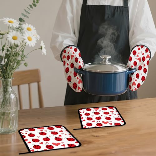 Cute Ladybug Oven Mitts and Pot Holders (Cute Ladybug Red Heart)