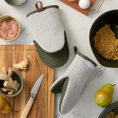 Evergreen Design Series Herringbone Ribbed Soft Silicone Mini Oven Mitts 2
