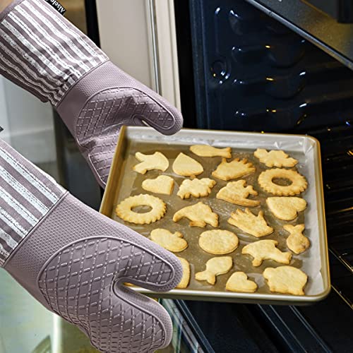 Silicone Oven Mitts Heat Resistant 932℉ with Waterproof & Non (Purple)