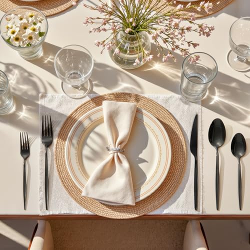 18 10 Silverware Set for 8 (Black / 40-Piece)