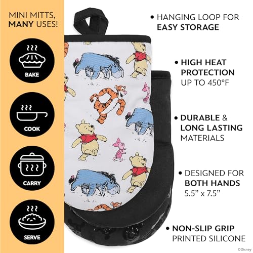 Disney Winnie the Pooh Mini Oven Mitts (Pooh & the Gang (Black))