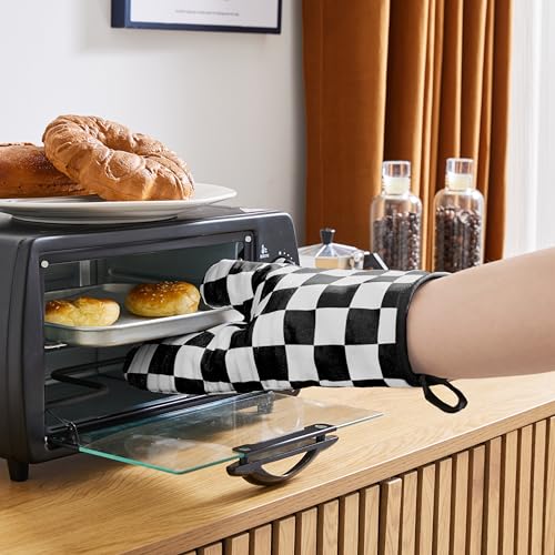 Black and White Checkered Oven Mitts Heat Resistant (Black and White)